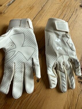 Under Armour White football Gloves - Receiver gloves youth large